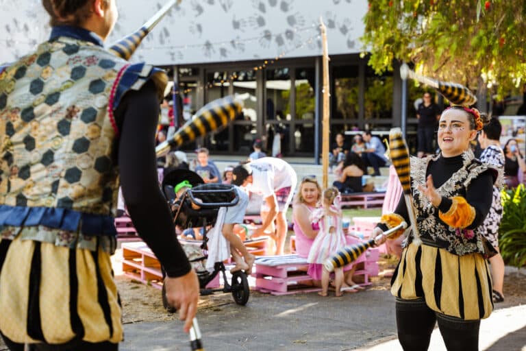 Circus performers at Bunbury Fringe.